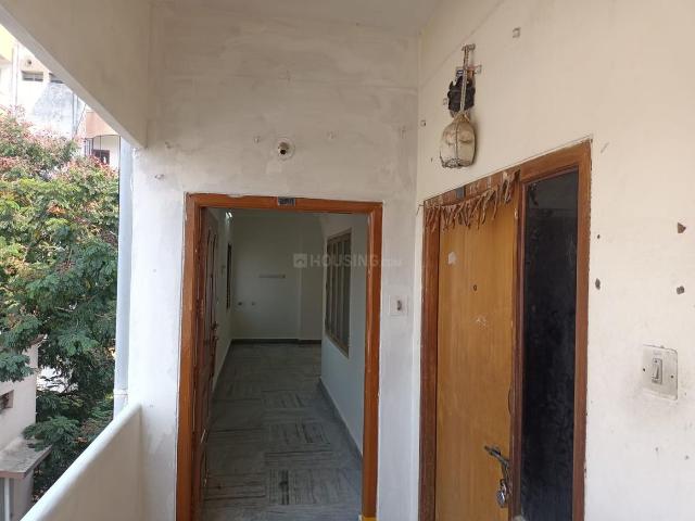 2 BHK Apartment in Somajiguda for rent Hyderabad. The reference number is 15643592