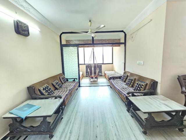 2 BHK Apartment in Satellite for rent Ahmedabad. The reference number is 17122918