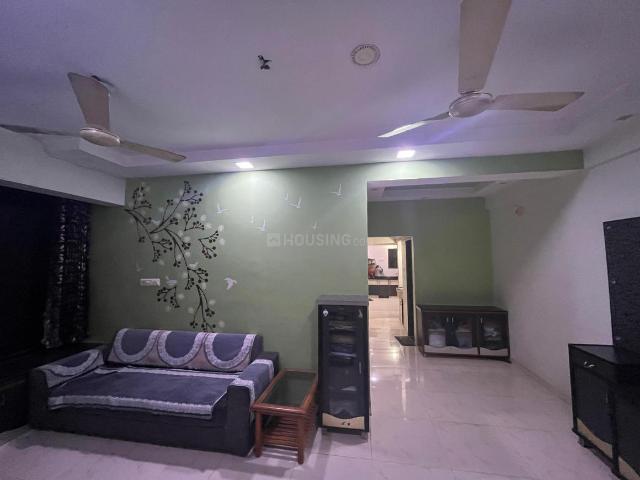 2 BHK Apartment in Satellite for rent Ahmedabad. The reference number is 19976702