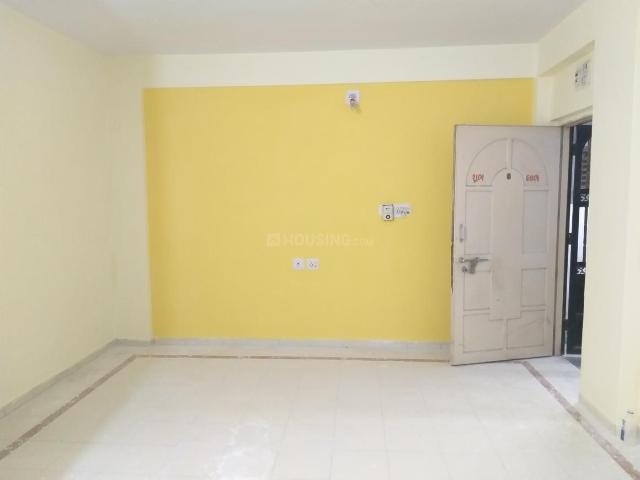 2 BHK Apartment in Satellite for rent Ahmedabad. The reference number is 20449241