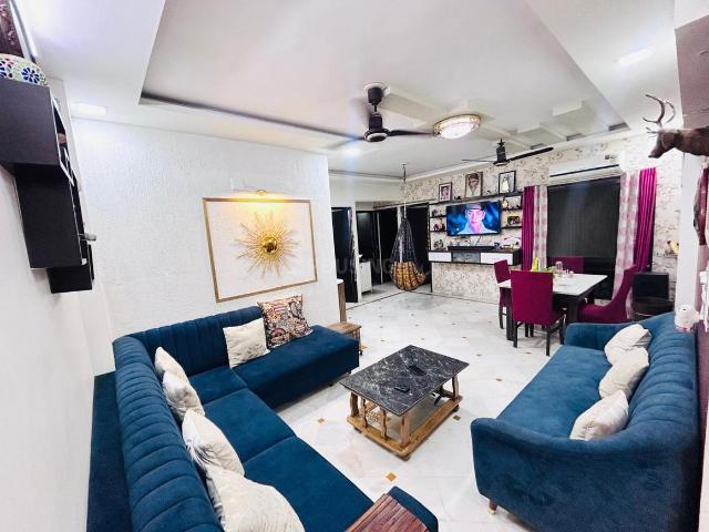 2 BHK Apartment in Satellite for rent Ahmedabad. The reference number is 20465771