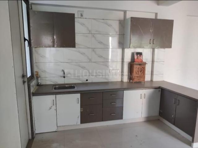 2 BHK Apartment in Satellite for rent Ahmedabad. The reference number is 20402276