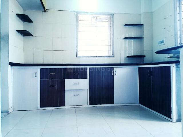 2 BHK Apartment in Satellite for rent Ahmedabad. The reference number is 20692094