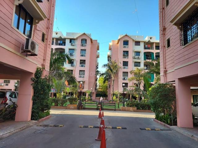 2 BHK Apartment in Satellite for rent Ahmedabad. The reference number is 20802497