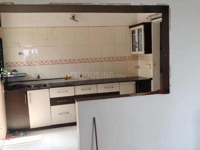2 BHK Apartment in Satellite for rent Ahmedabad. The reference number is 21117001