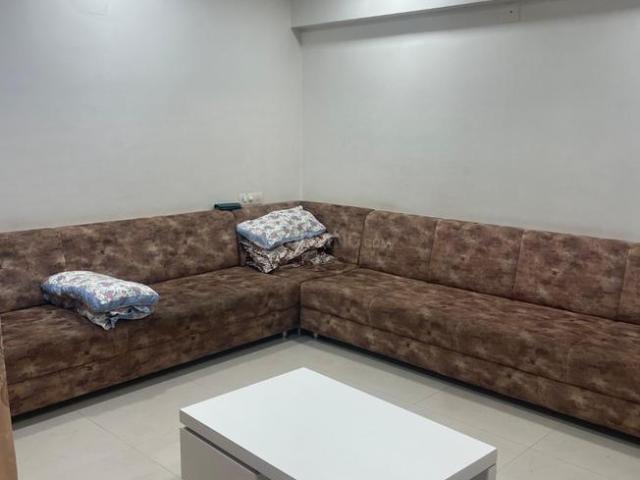 2 BHK Apartment in Satellite for rent Ahmedabad. The reference number is 21385735