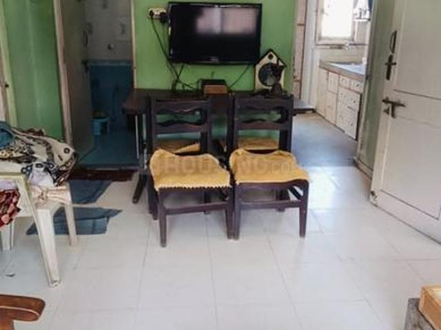 2 BHK Apartment in Satellite for rent Ahmedabad. The reference number is 21321946