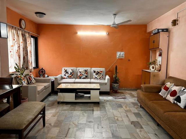 2 BHK Apartment in Satellite for resale Ahmedabad. The reference number is 20360726