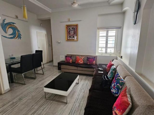 2 BHK Apartment in Satellite for resale Ahmedabad. The reference number is 20595622