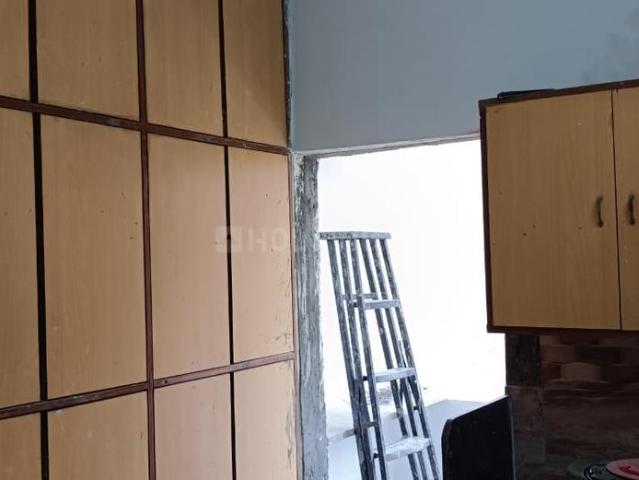 2 BHK Apartment in Sabarmati for rent Ahmedabad. The reference number is 21056351