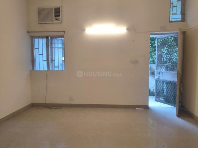 2 BHK Apartment in Safdarjung Enclave for resale New Delhi. The reference number is 21173906
