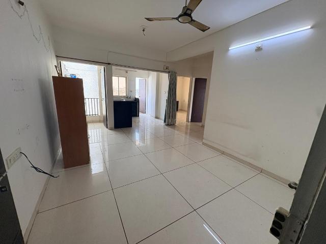 2 BHK Apartment in Saiyed Vasna for rent Vadodara. The reference number is 21085227