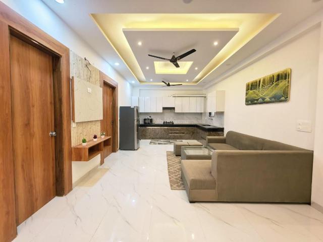 2 BHK Apartment in Saket for rent New Delhi. The reference number is 20797622