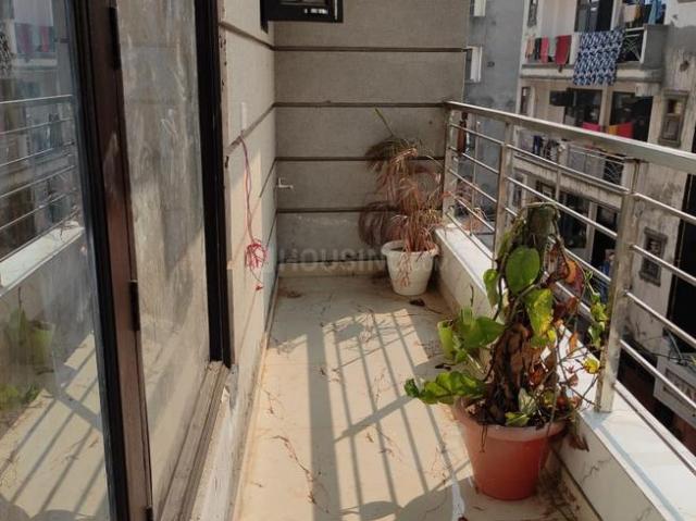 2 BHK Apartment in Saket for rent New Delhi. The reference number is 21102237