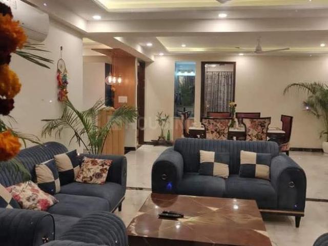 2 BHK Apartment in Saket for rent New Delhi. The reference number is 21187633