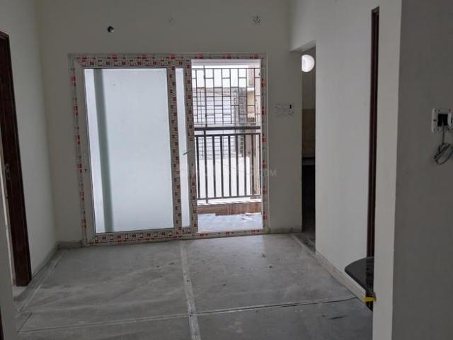 2 BHK Apartment in Saligramam for rent Chennai. The reference number is 20493588
