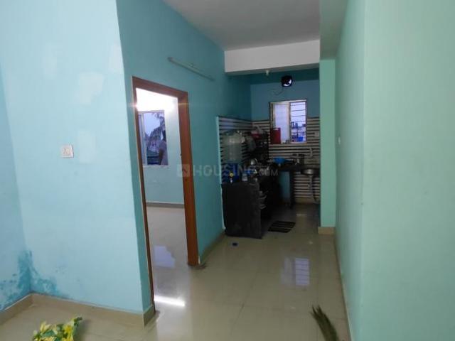 2 BHK Apartment in Salt Lake City for rent Kolkata. The reference number is 21170164
