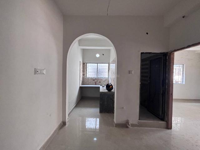 2 BHK Apartment in Salt Lake City for rent Kolkata. The reference number is 21403146