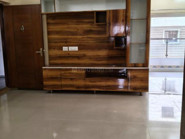 2 BHK Apartment in Sanath Nagar for rent Hyderabad. The reference number is 21087184