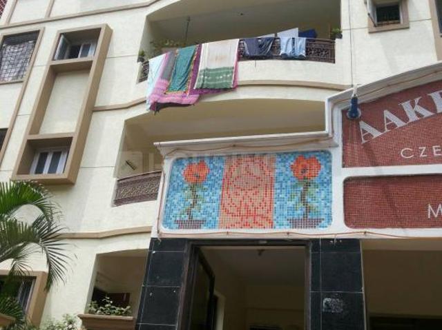 2 BHK Apartment in Sanath Nagar for rent Hyderabad. The reference number is 21007427