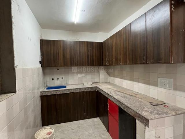 2 BHK Apartment in Sangam Vihar for resale New Delhi. The reference number is 21147270