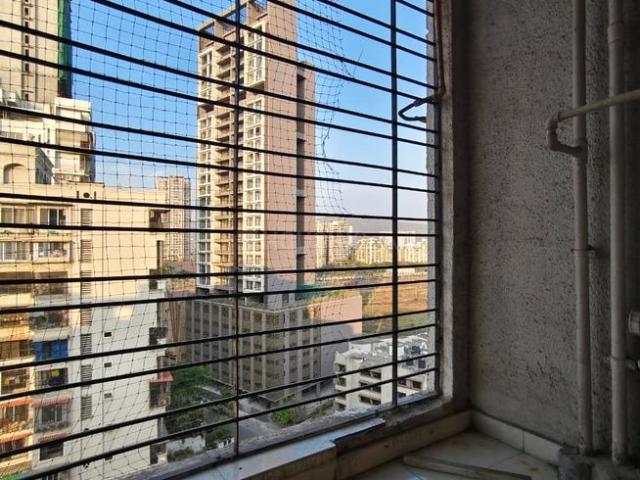 2 BHK Apartment in Sanpada for rent Navi Mumbai. The reference number is 21334271