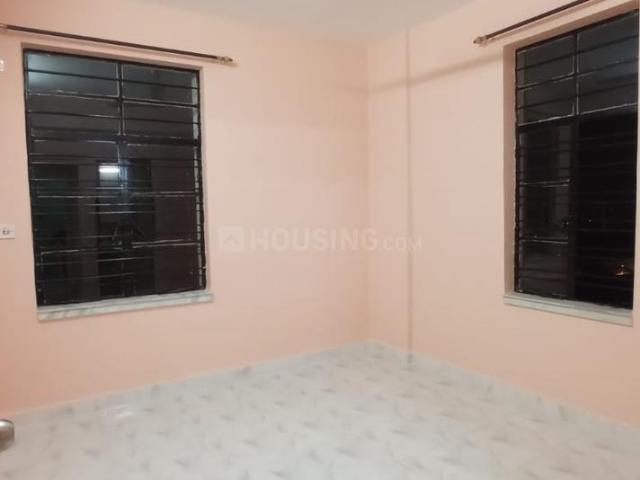 2 BHK Apartment in Santoshpur for rent Kolkata. The reference number is 19475652