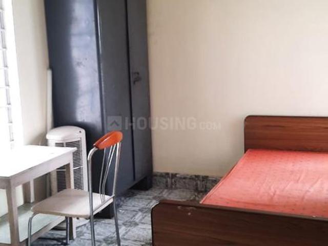 2 BHK Apartment in Santoshpur for rent Kolkata. The reference number is 20647611