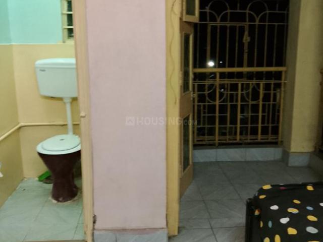 2 BHK Apartment in Santoshpur for rent Kolkata. The reference number is 20920732