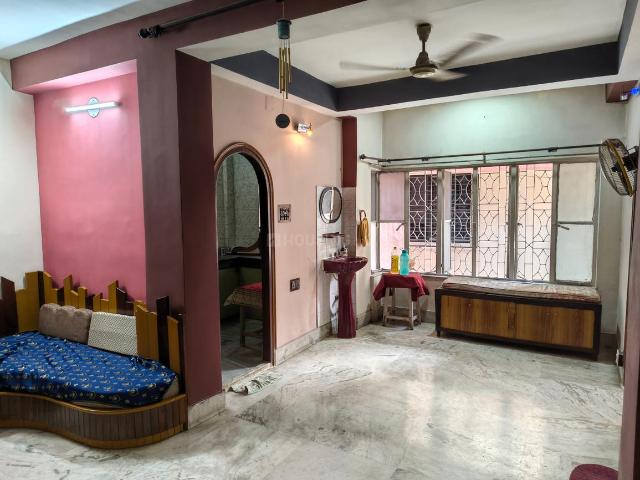2 BHK Apartment in Santoshpur for rent Kolkata. The reference number is 20977270