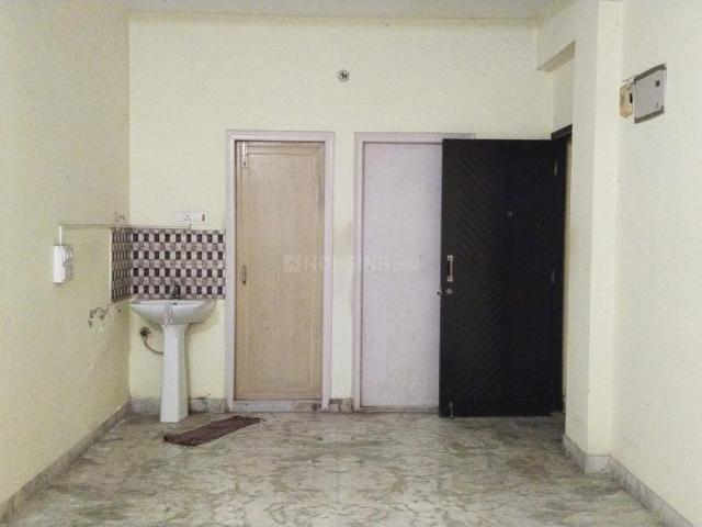 2 BHK Apartment in Santoshpur for resale Kolkata. The reference number is 19856342