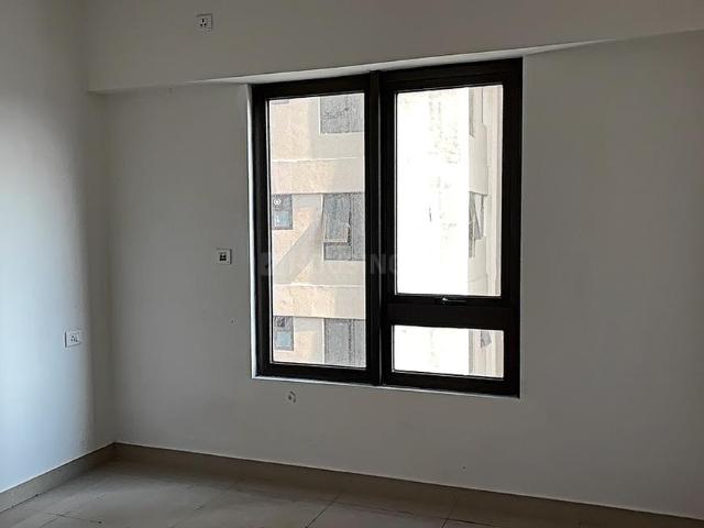 2 BHK Apartment in Santoshpur for resale Kolkata. The reference number is 20207628