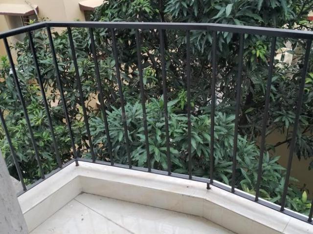 2 BHK Apartment in Santoshpur for resale Kolkata. The reference number is 21028107