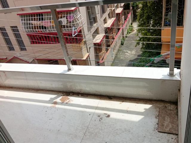 2 BHK Apartment in Santoshpur for resale Kolkata. The reference number is 21059916