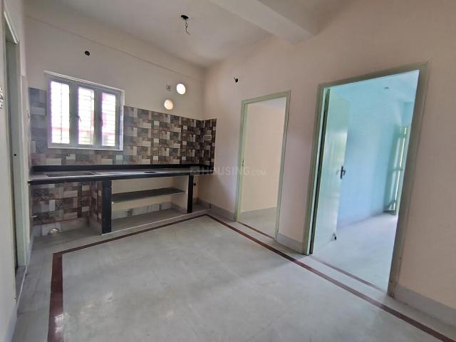 2 BHK Apartment in Santoshpur for resale Kolkata. The reference number is 21099310