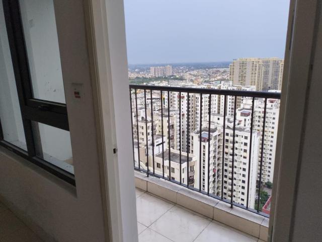 2 BHK Apartment in Santoshpur for resale Kolkata. The reference number is 21167090