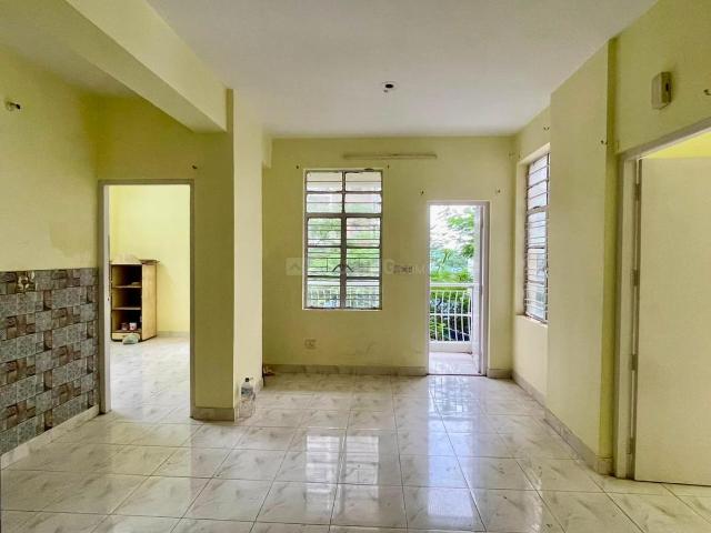 2 BHK Apartment in Santoshpur for resale Kolkata. The reference number is 21204657
