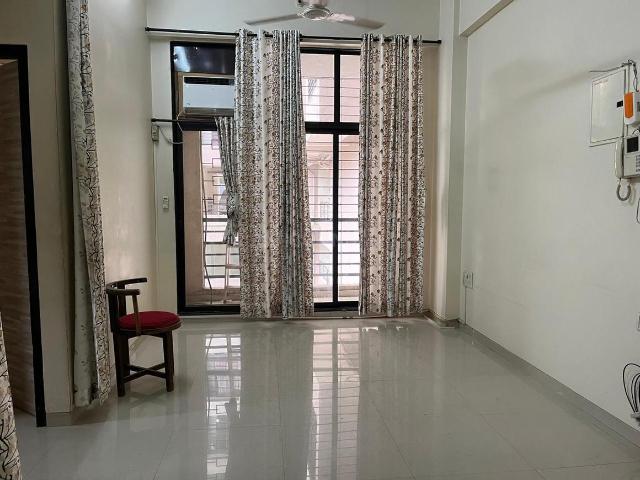 2 BHK Apartment in Santacruz East for rent Mumbai. The reference number is 17831997