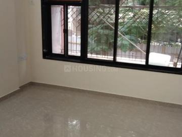 2 BHK Apartment in Santacruz East for rent Mumbai. The reference number is 20247205