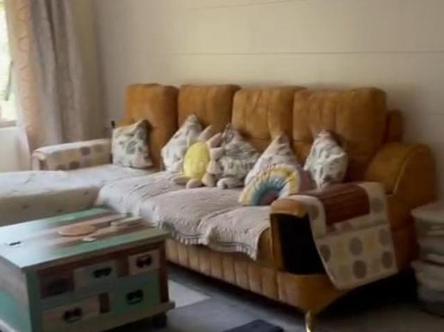 2 BHK Apartment in Santacruz East for rent Mumbai. The reference number is 20419600