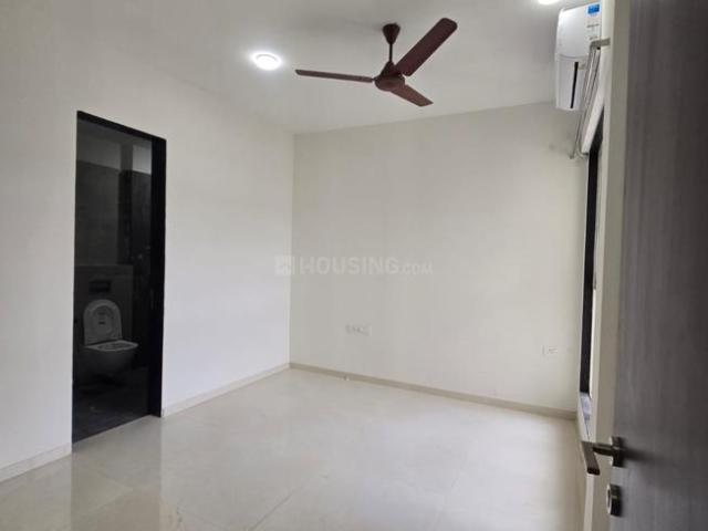 2 BHK Apartment in Santacruz East for rent Mumbai. The reference number is 20988610