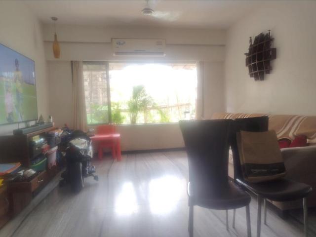 2 BHK Apartment in Santacruz East for rent Mumbai. The reference number is 21029027
