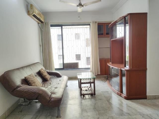 2 BHK Apartment in Santacruz East for rent Mumbai. The reference number is 21142023