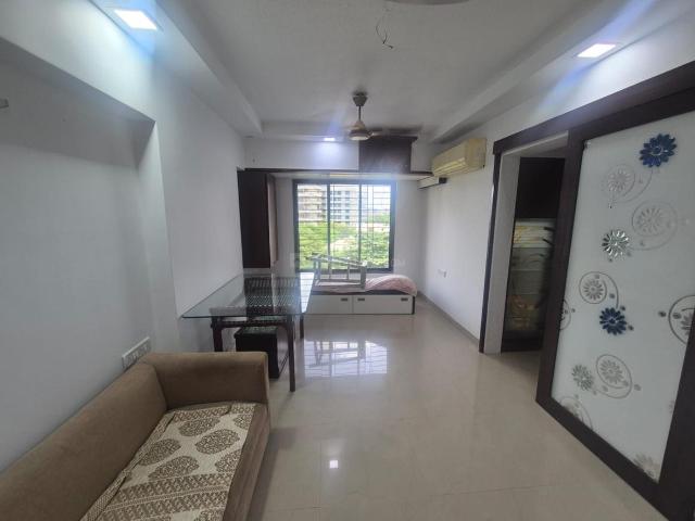 2 BHK Apartment in Santacruz East for rent Mumbai. The reference number is 21205916