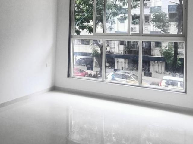2 BHK Apartment in Santacruz East for rent Mumbai. The reference number is 21200060