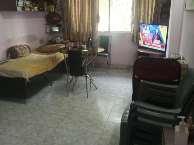 2 BHK Apartment in Santacruz East for resale Mumbai. The reference number is 10820094