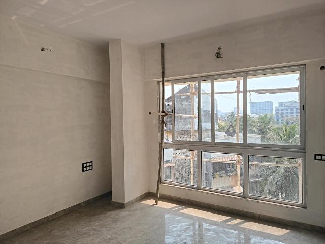 2 BHK Apartment in Santacruz East for resale Mumbai. The reference number is 19420681