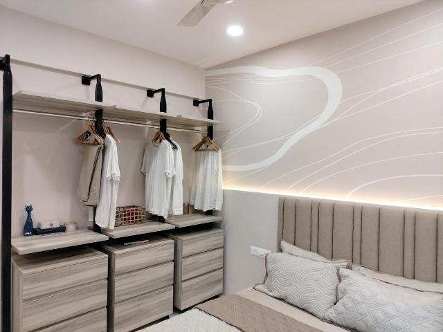 2 BHK Apartment in Santacruz East for resale Mumbai. The reference number is 19691226