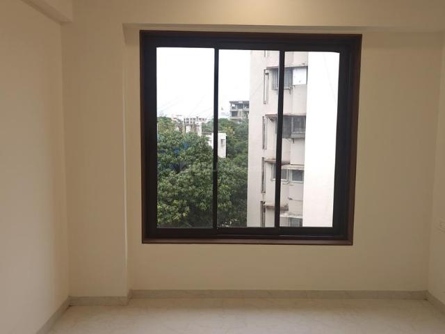 2 BHK Apartment in Santacruz East for resale Mumbai. The reference number is 20951211