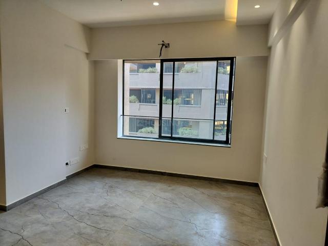 2 BHK Apartment in Santacruz East for resale Mumbai. The reference number is 21212285